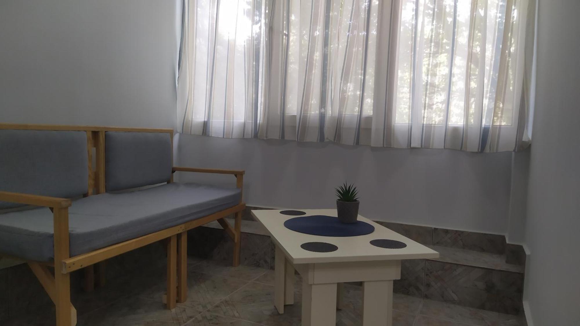 Ami Studio Constanta Luaran gambar