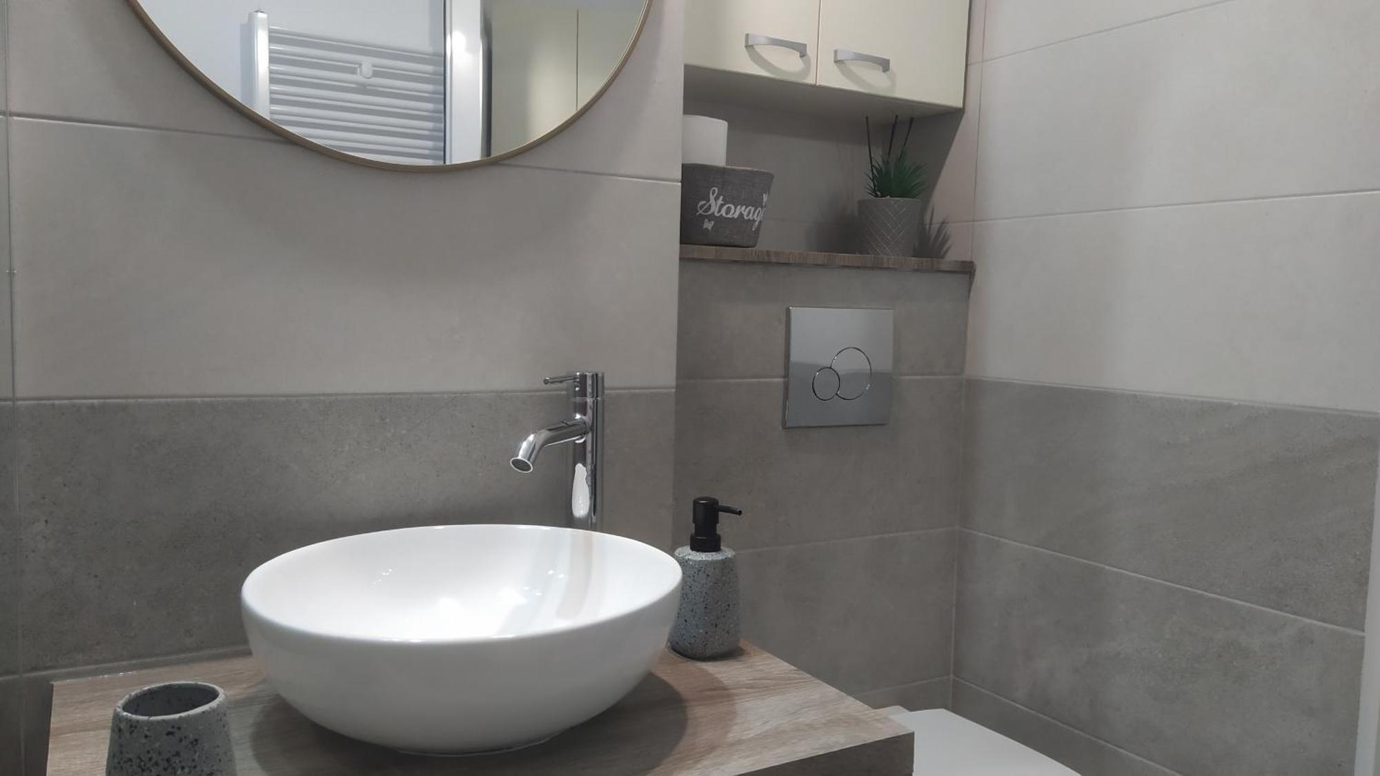 Ami Studio Constanta Luaran gambar